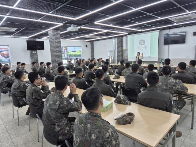 31사단 충장신병교육대 일반 사병 대상 보고듣고말하기 자살예방교육